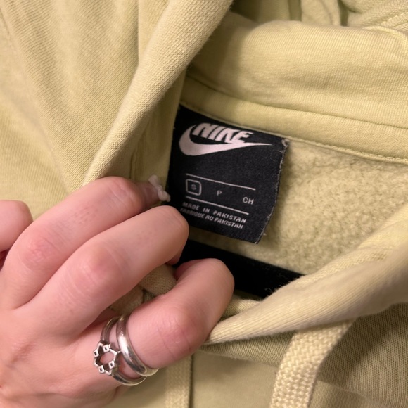 Nike Sportswear Club Fleece Hoodie - Picture 4 of 5